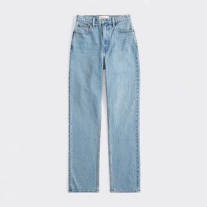 NWOT Abercrombie Ultra High Rise 90s Straight Jean